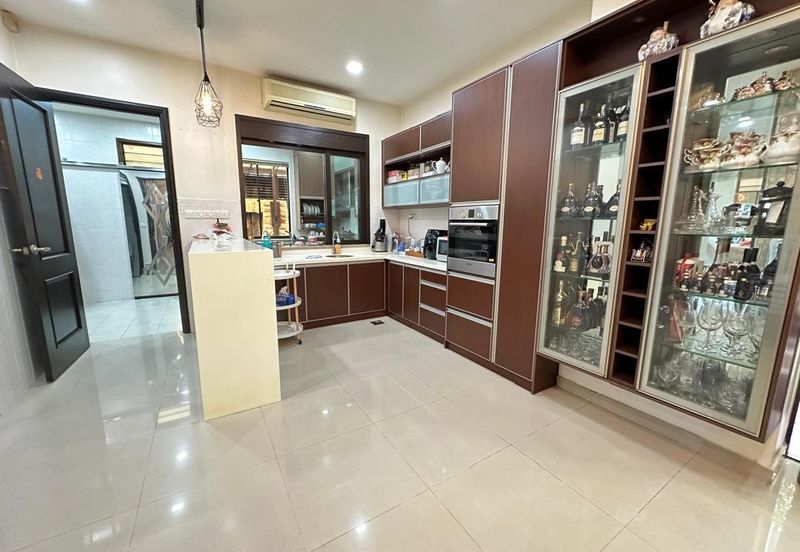 C H E A P 2 Sty Semi-D @ Bukit Sungai Long For Sale!