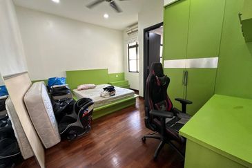 C H E A P 2 Sty Semi-D @ Bukit Sungai Long For Sale!