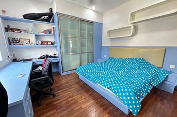 C H E A P 2 Sty Semi-D @ Bukit Sungai Long For Sale!