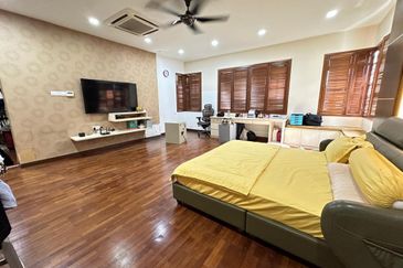 C H E A P 2 Sty Semi-D @ Bukit Sungai Long For Sale!