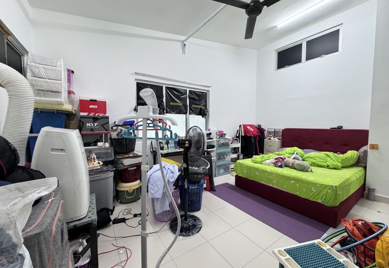 Bandar Tun Hussein Onn