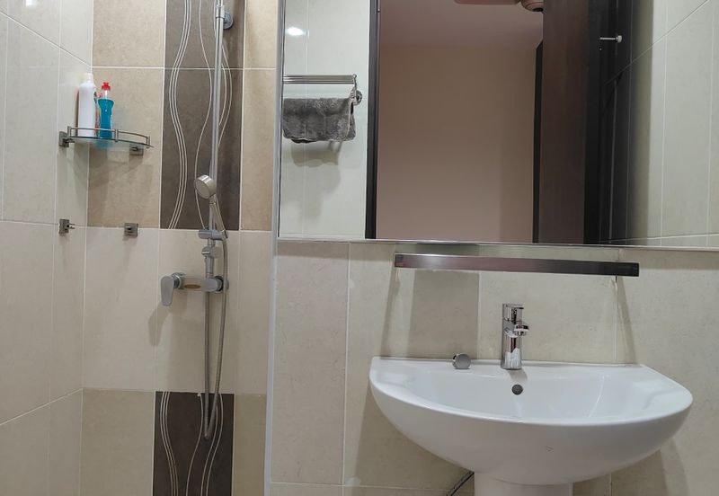 CHEAP 2.5 Sty Semi-D at Taming Mutiara Sungai Long