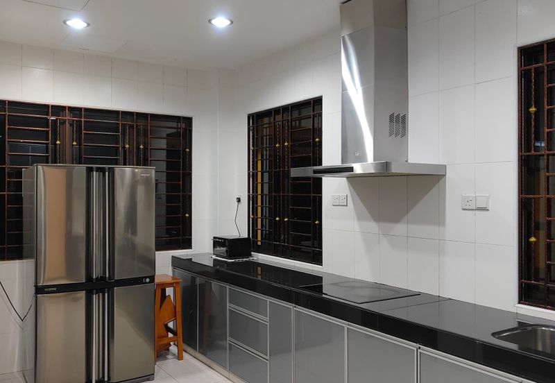 CHEAP 2.5 Sty Semi-D at Taming Mutiara Sungai Long