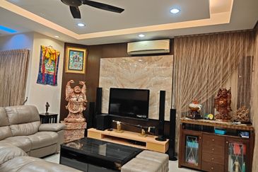 CHEAP 2.5 Sty Semi-D at Taming Mutiara Sungai Long