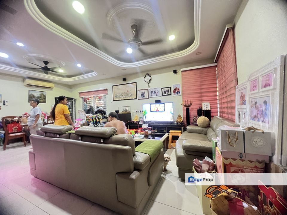 C H E A P 2sty C O R N E R terrace house @ Taman Tun Perak , Selangor, Batu 9th Cheras