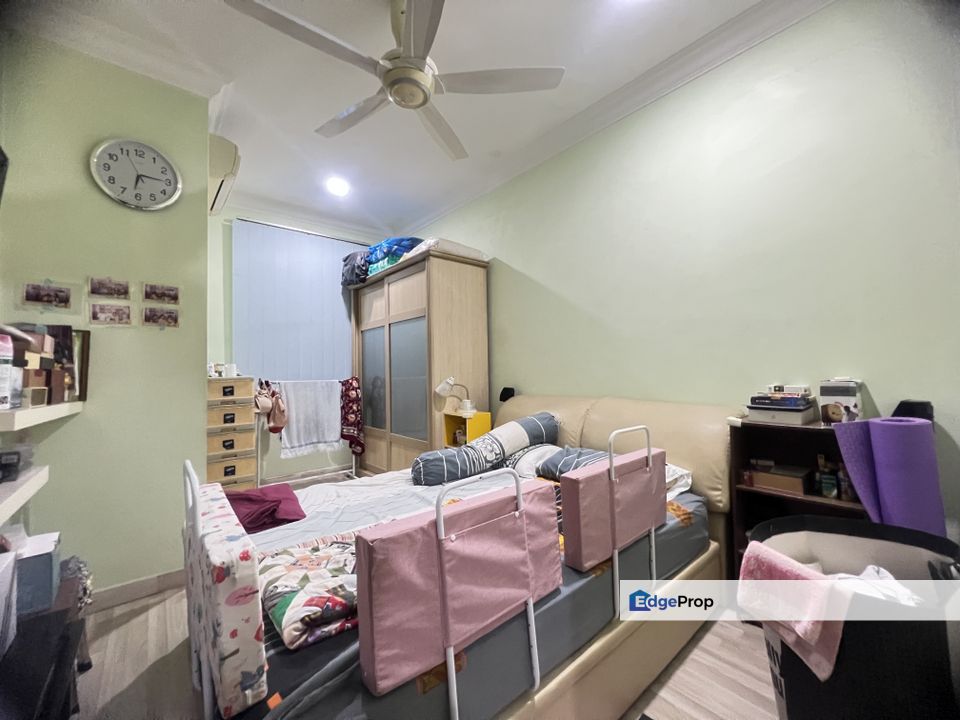 C H E A P 2sty C O R N E R terrace house @ Taman Tun Perak , Selangor, Batu 9th Cheras