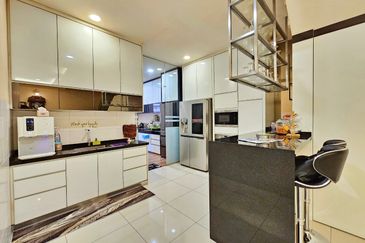 Bandar Mahkota Cheras