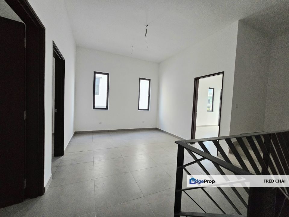 CHEAP 3 Storey Terrace @ Orchid Hills (Bukit Orkid), Cheras, Selangor, Batu 9th Cheras