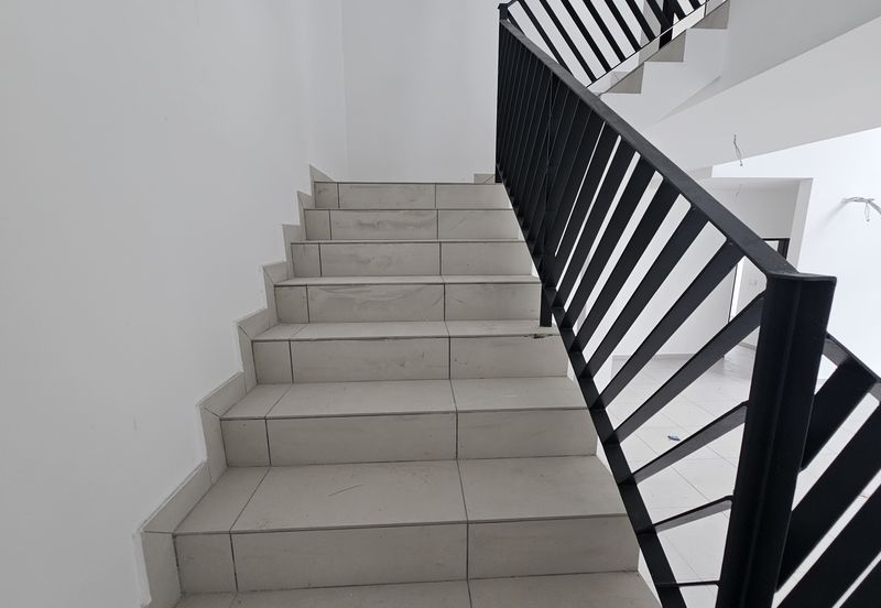 CHEAP 3 Storey Semi D @ Orchid Hills (Bukit Orkid),  Cheras  