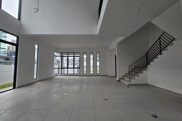 CHEAP 3 Storey Semi D @ Orchid Hills (Bukit Orkid),  Cheras  