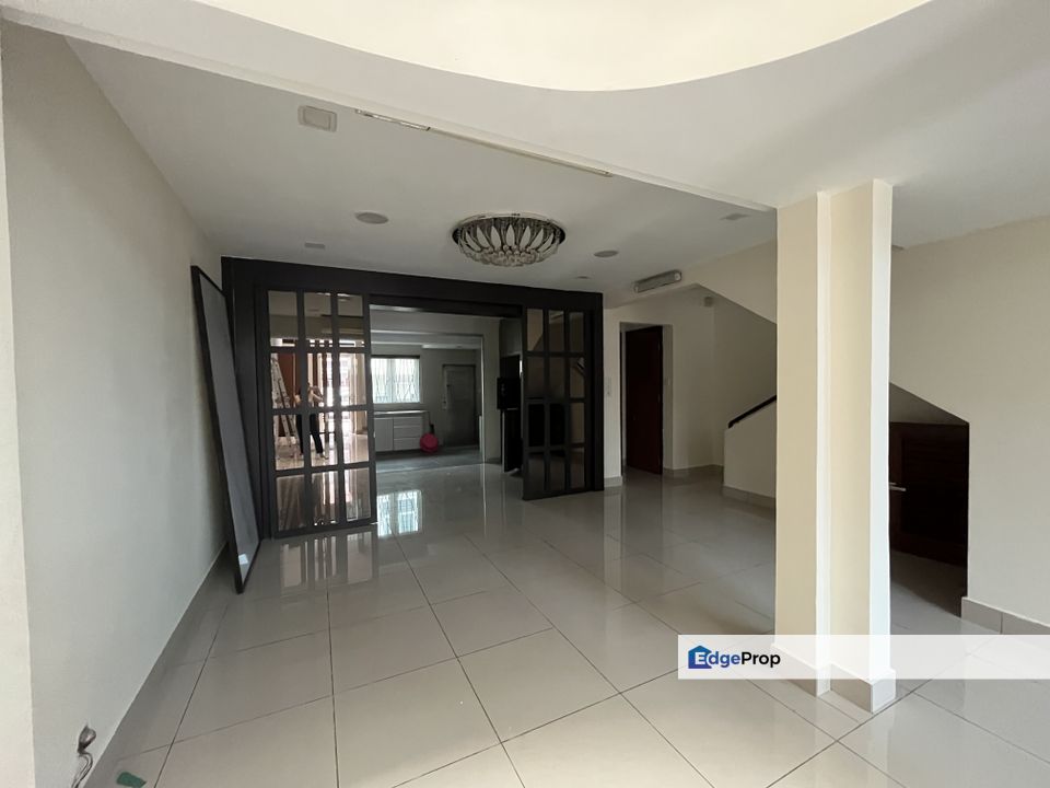 C H E A P 2 sty Superlink @ Bukit Mandarina Fasa 1 Tmn Connaught , Kuala Lumpur, Cheras