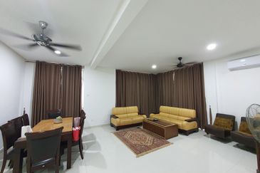 Bandar Tun Hussein Onn