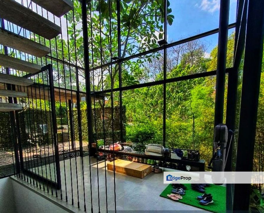 C H E A P Gita Bayu Bungalow , Selangor, Seri Kembangan