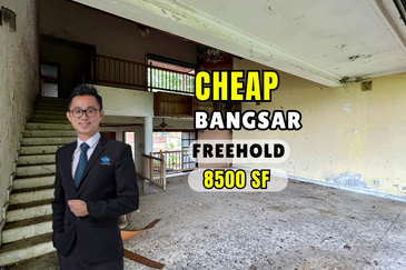 C H E A P Bangsar KLCC View 2 Storey Bungalow House For Sale