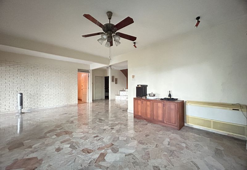 C H E A P Bangsar 2 Storey Bungalow House Basic Condition For Sale