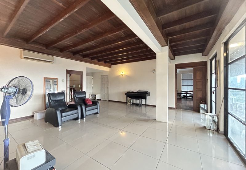 C H E A P Bangsar 2 Storey Bungalow House Basic Condition For Sale