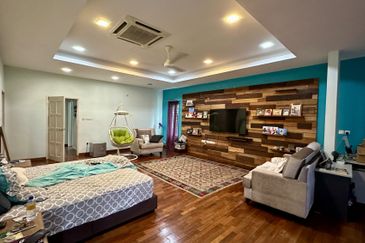 C H E A P Bangsar 2 Storey Semi D House For Sale