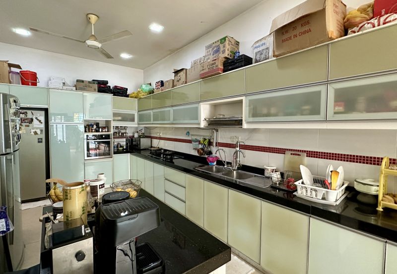 C H E A P Bangsar 2 Storey Semi D House For Sale