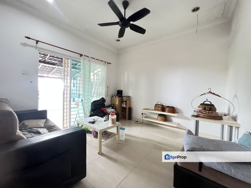 C H E A P 2.5sty semi-D at Taman Sri Minang , Selangor, Kajang