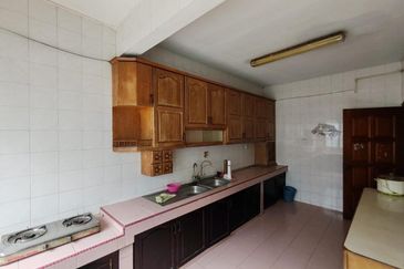 C H E A P 2 storey house at Taman Rakyat Cheras KL