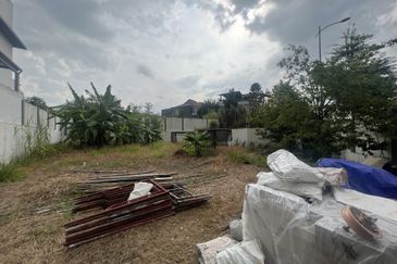 C H E A P Residential Bungalow land at Sungai Long