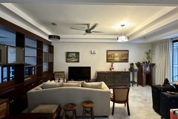 C H E A P 2 storey terrace Bangsar house for sale