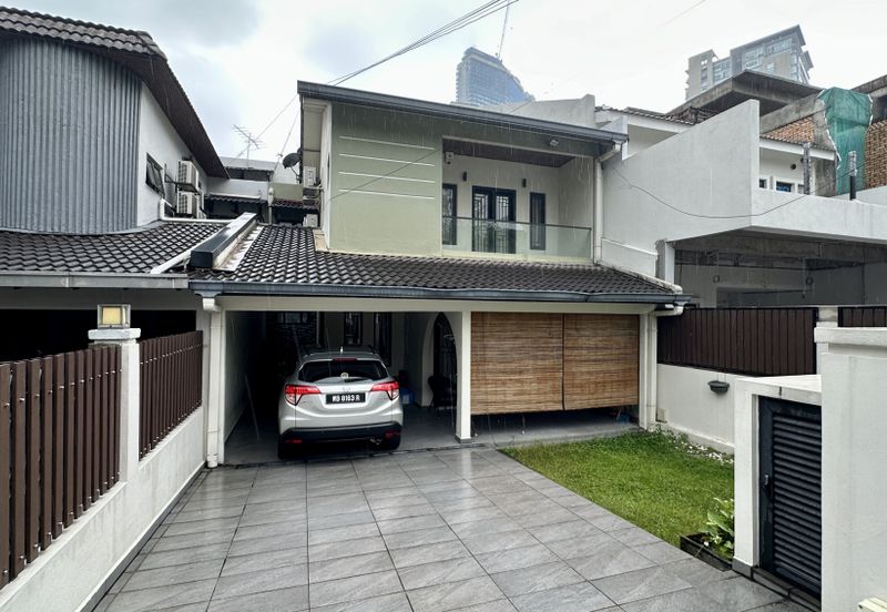 C H E A P 2 storey terrace Bangsar house for sale