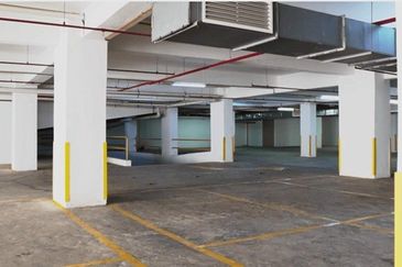 C H E A P 9 Storey Building Wisma Top Speed at USJ Taipan