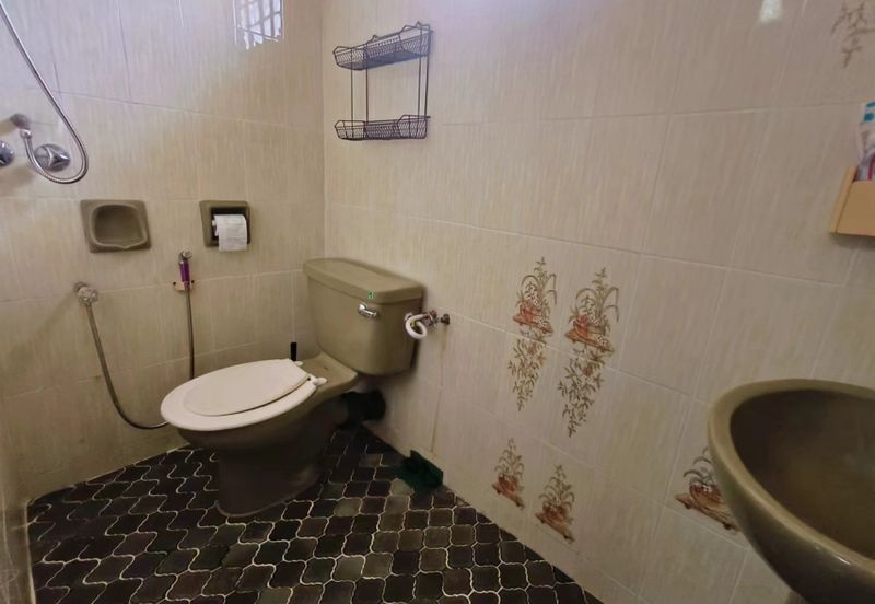 C H E A P 2 Storey Bungalow @ Jalan Ipoh 