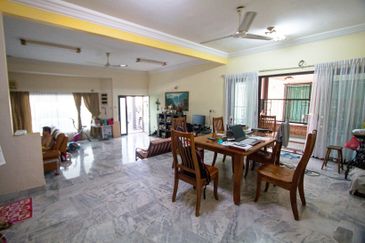 CHEAP Sungai Long SL 4 of 2 storey Semi D renovated house for sale