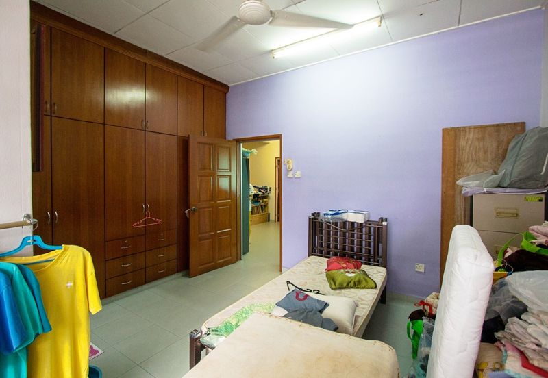 CHEAP Sungai Long SL 4 of 2 storey Semi D renovated house for sale