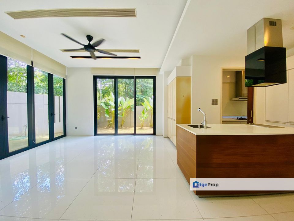 C H E A P 2.5-Sty C O R N E R Bungalow at Seputeh Garden Laman Seputeh, Kuala Lumpur, Seputeh