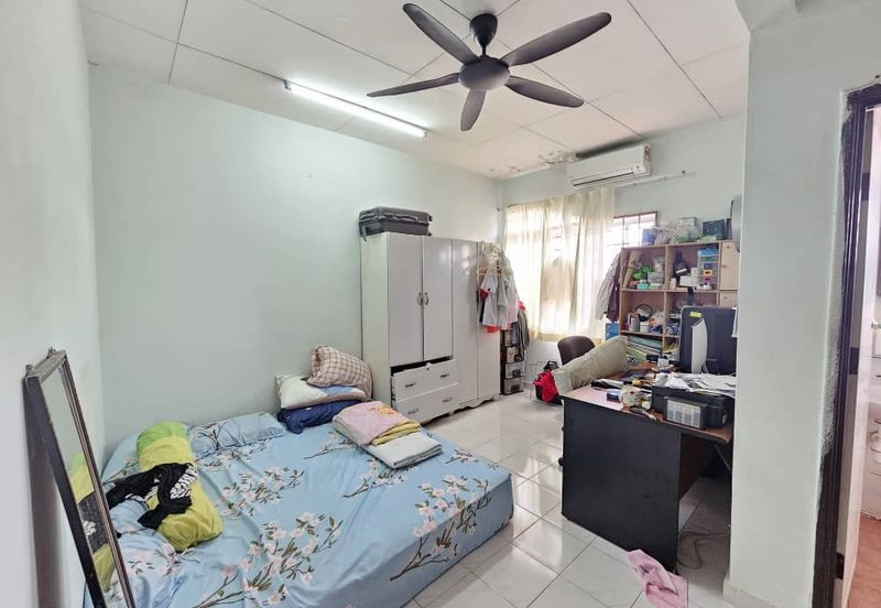 C H E A P 2 Storey Terrace House at Damai Perdana Cheras