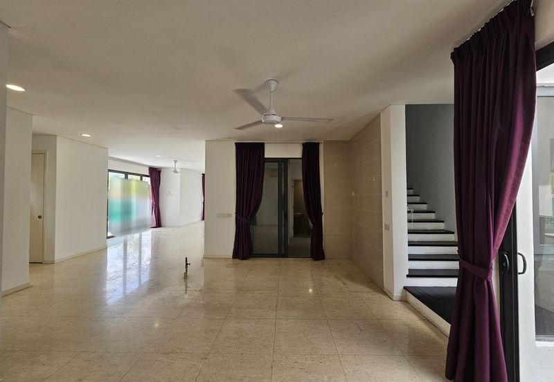 C H E A P Lakefields Sungai Besi 3 Storey Lake View Semi-D