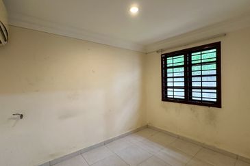  C H E A P Bangsar 2 Storey Bungalow House For Sale