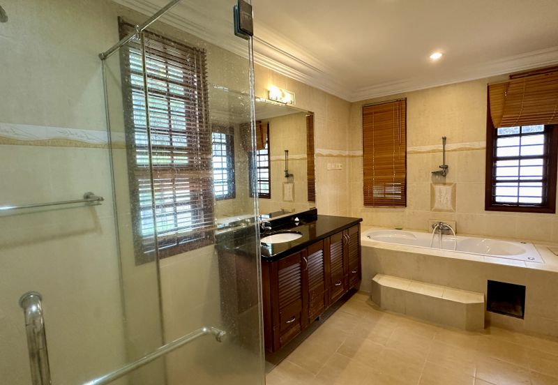  C H E A P Bangsar 2 Storey Bungalow House For Sale