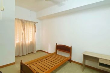 CHEAP Sungai Long 2 storey superlink terrace house for sale