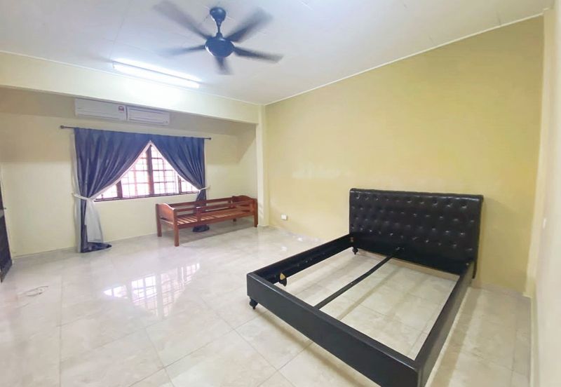 CHEAP Sungai Long 2 storey superlink terrace house for sale