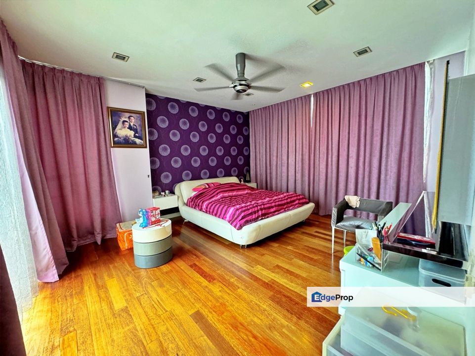CHEAP 3 storey Zero Lot Bungalow Taman Esplanad house for sale, Kuala Lumpur, Bukit Jalil