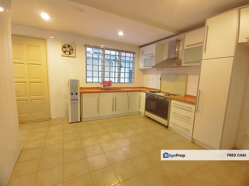 CHEAP 3 Storey Bukit Segar Jaya 2 Renovated Terrace House for sale, Selangor, Cheras