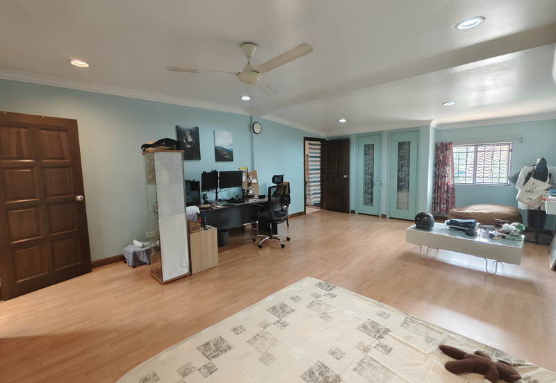 C H E A P Super Big Land Size OUG 2 Storey Bungalow for sale