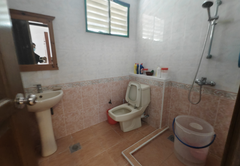 C H E A P Super Big Land Size OUG 2 Storey Bungalow for sale