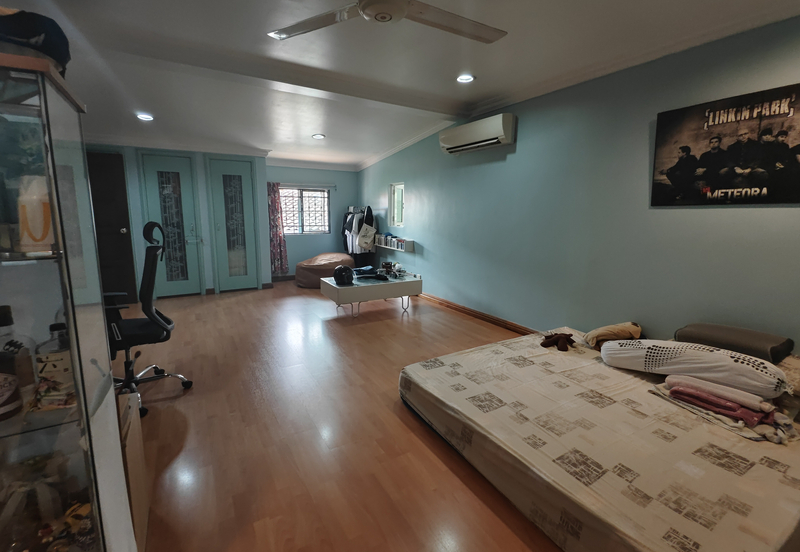 C H E A P Super Big Land Size OUG 2 Storey Bungalow for sale