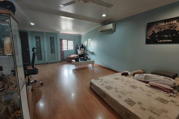 C H E A P Super Big Land Size OUG 2 Storey Bungalow for sale