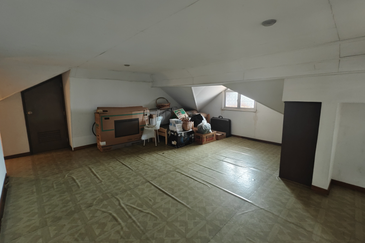 C H E A P Super Big Land Size OUG 2 Storey Bungalow for sale