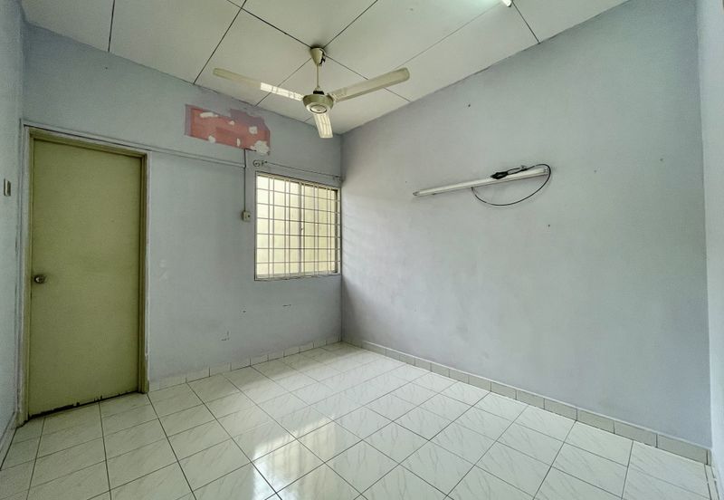 C H E A P Damai Perdana 2 storey Terrace House for sale