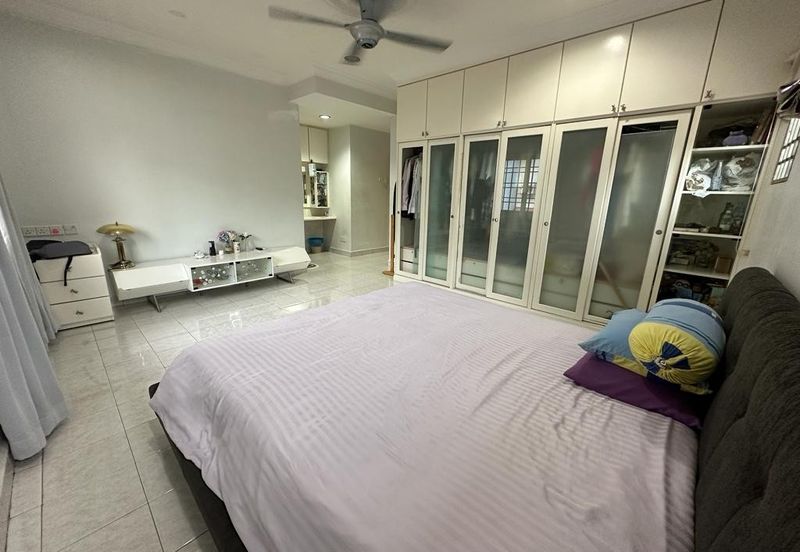 CHEAP 2 Sty Bungalow at Sungai Long CHERAS for sale