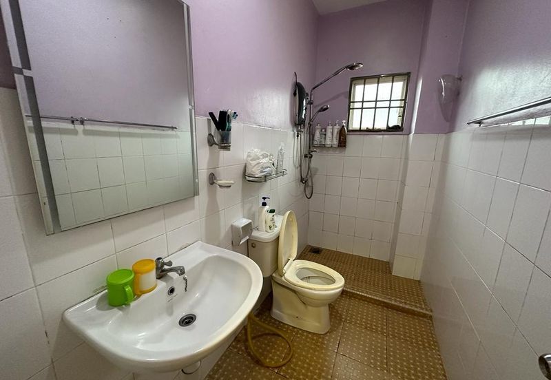 CHEAP 2 Sty Bungalow at Sungai Long CHERAS for sale