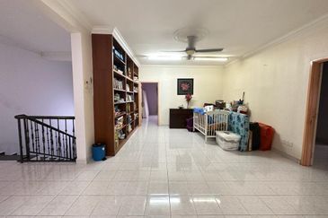 CHEAP 2 Sty Bungalow at Sungai Long CHERAS for sale