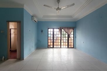 CHEAP Sungai Long CORNER 2 sty terrace house for sale
